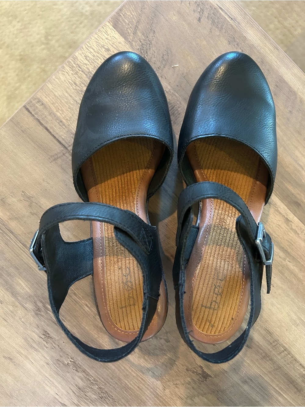 Boc Closed Toe Clog - women size 8 - Picture 4 of 7